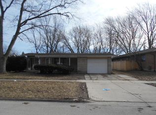563 Lakewood Blvd, Park Forest, IL