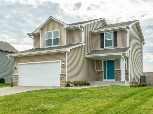1212 NE 2nd St, Stuart, IA 50250