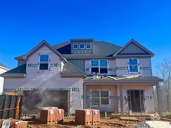4th image of 847 Wyndham Village Ct