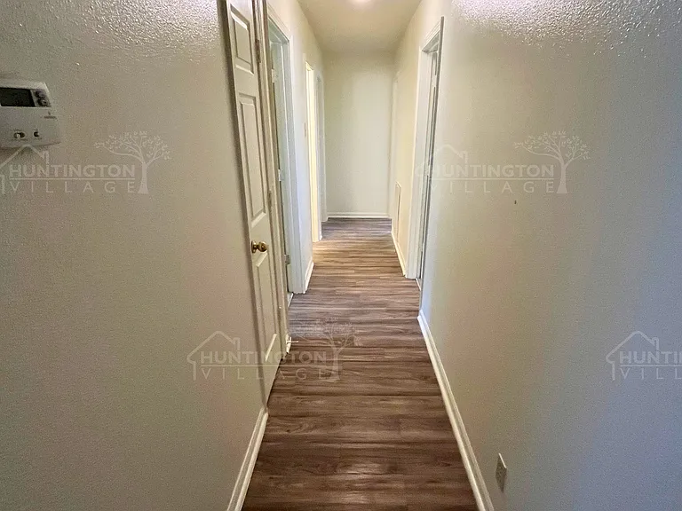 900 Olmstead St — Photo 6
