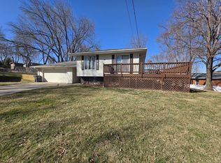 100 Maple Dr, Treynor, IA 51575