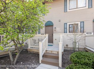 2190 Regency Dr, East Lansing, MI 48823