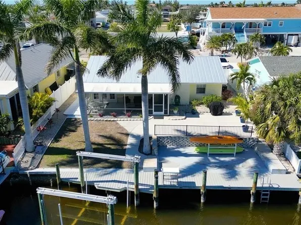 12262 Boat Shell Dr, Matlacha Isles, FL 33991