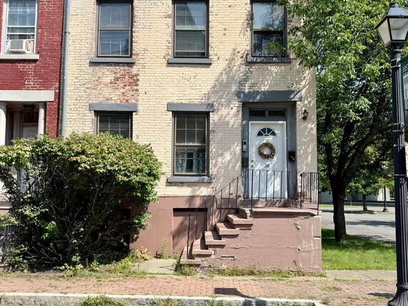 36 Westerlo St #2, Albany, NY 12202