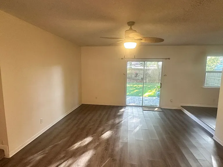 11461 Cypress Bend Ct — Photo 2
