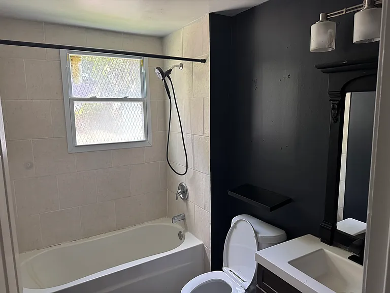 503 Staley Ave — Photo 5