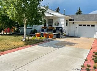 1932 E 18th St, Cheyenne, WY 82001