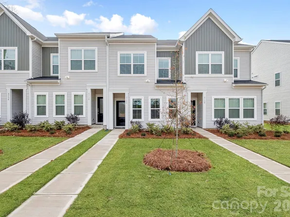 4742 Lakeview Rd N #17, Charlotte, NC 28216