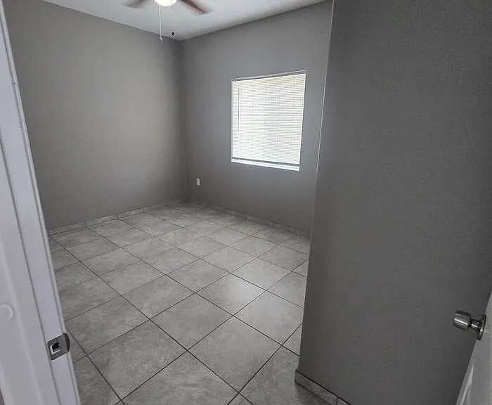 1013 E 36th St #2 — Photo 15