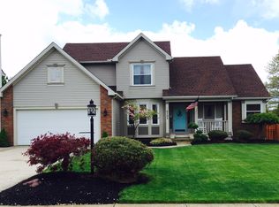 6105 N Mayflower Dr, Lorain, OH 44053