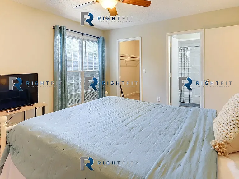 7911 Cleo Dr — Photo 9