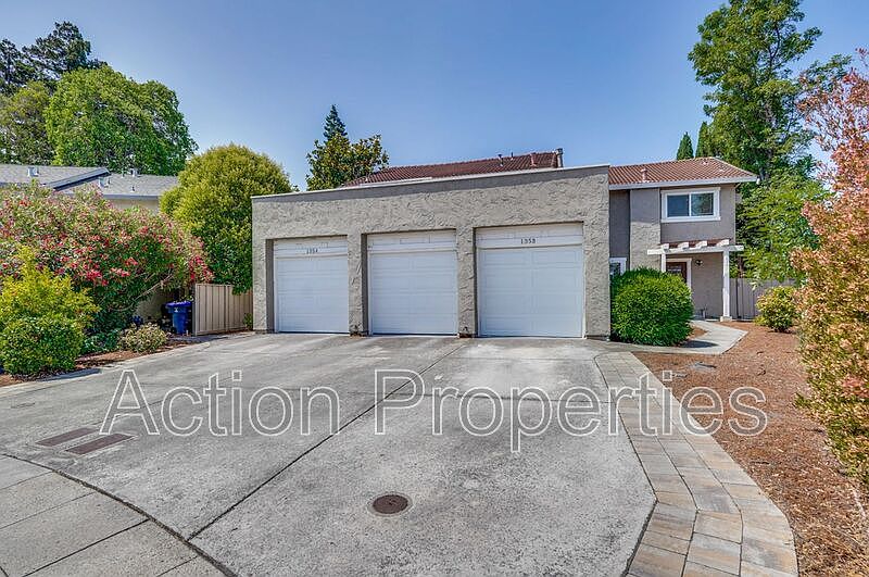 1st image of 135 Brenton Ct #B
