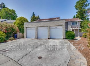 135 Brenton Ct #B, Mountain View, CA 94043