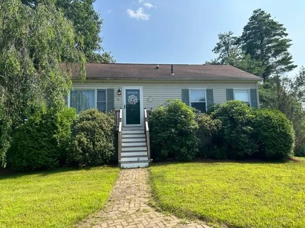 10 Stillwater Circle, Rochester, NH 03839