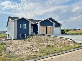 1617 Heights Ave, Burlington, ND 58722
