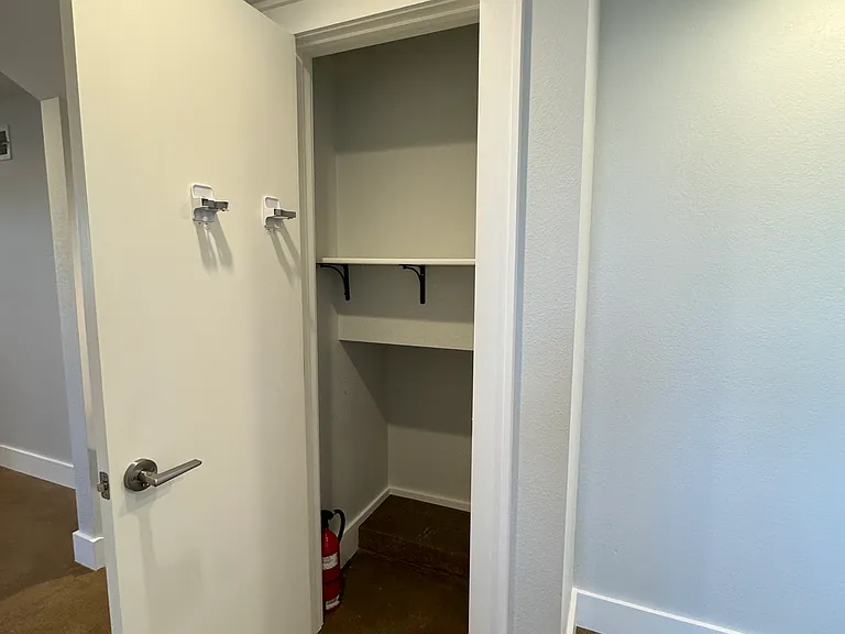 4720 Lamar St #B — Photo 13