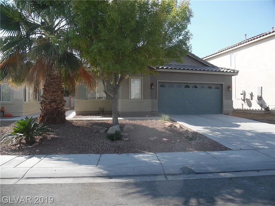 1st image of 721 Cowboy Cross Ave