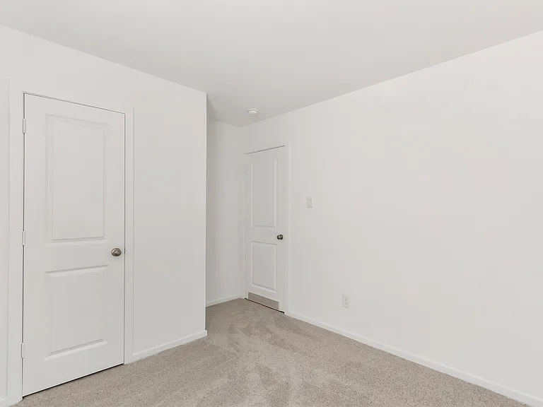 917 Capracotta Dr — Photo 12