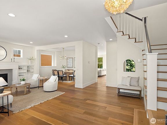 2nd image of 7051 34th Avenue NE
