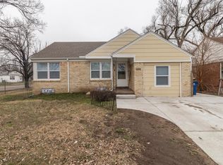 2323 E Stadium Dr, Wichita, KS 67214