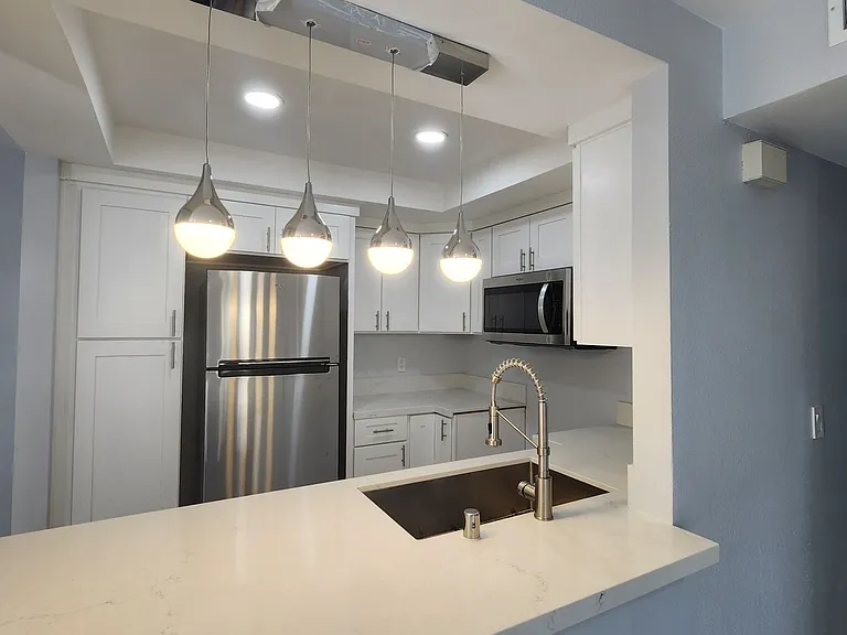 2047 Lakeridge Cir #104 — Photo 5