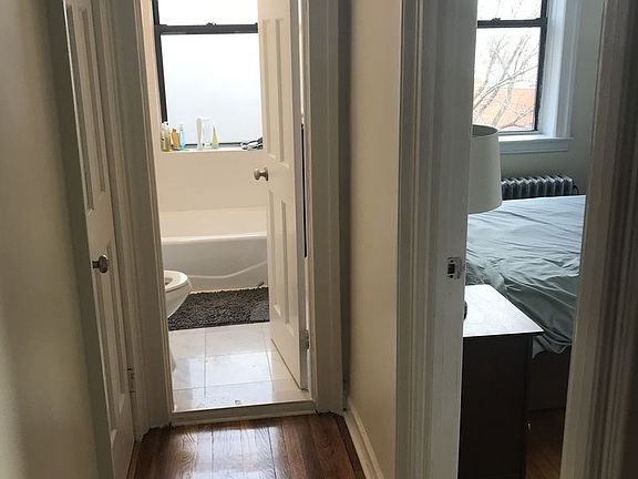 3rd image of 3242 33rd St #D2