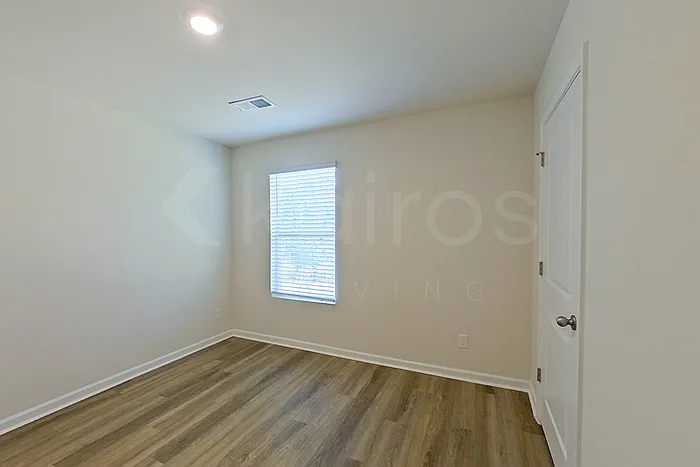 118 Overstreet Way — Photo 13
