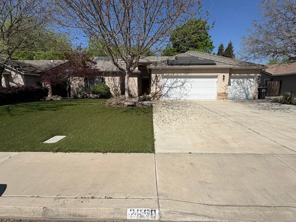 2650 W Oakridge Ave, Visalia, CA 93291