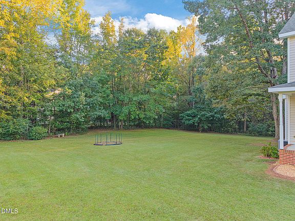 2nd image of 505 Vinson Rd