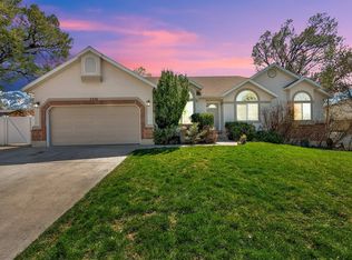 2273 E Hidden Acres Cir, Salt Lake City, UT 84109