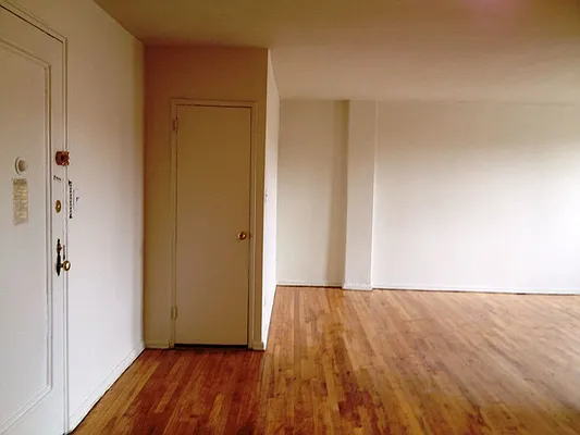 Rented by Prime Realty | media 33