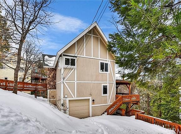 2nd image of 901 Jagerhorn Dr