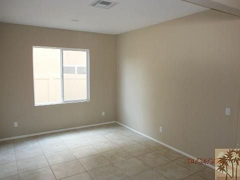 3rd image of 62798 N Crescent St