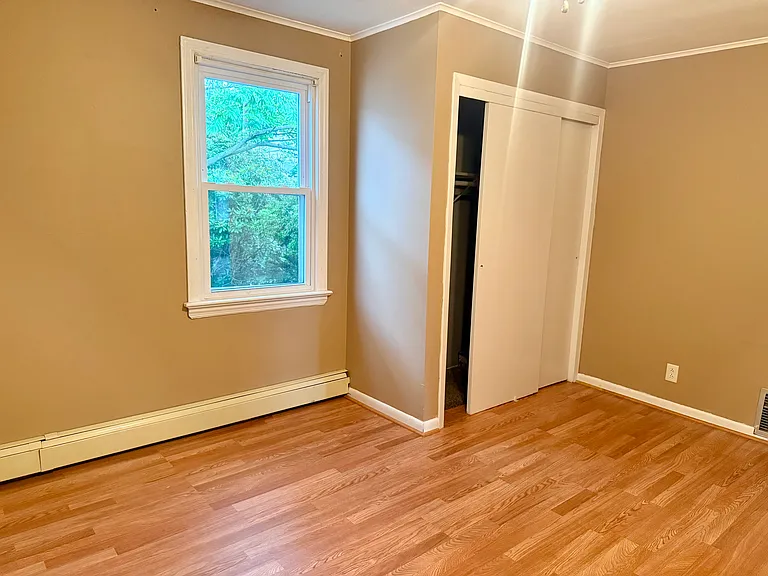 1777 Stone Ave — Photo 11