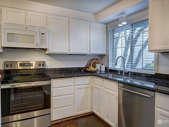 5th image of 12387 SE 41st Lane #60