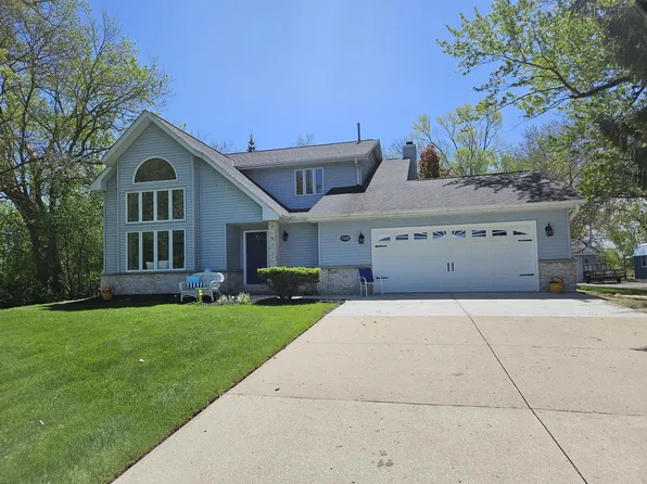 7329 East Wind Lake ROAD, Wind Lake, WI 53185