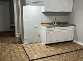 8362 S. Brandon Ave. - #1R, Chicago, IL 60617