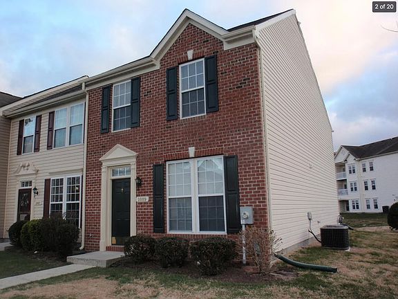 2nd image of 1009 Whispering Ponds Ct
