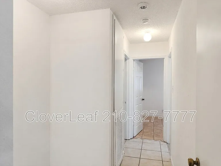 9714 Frost Plain Dr — Photo 15