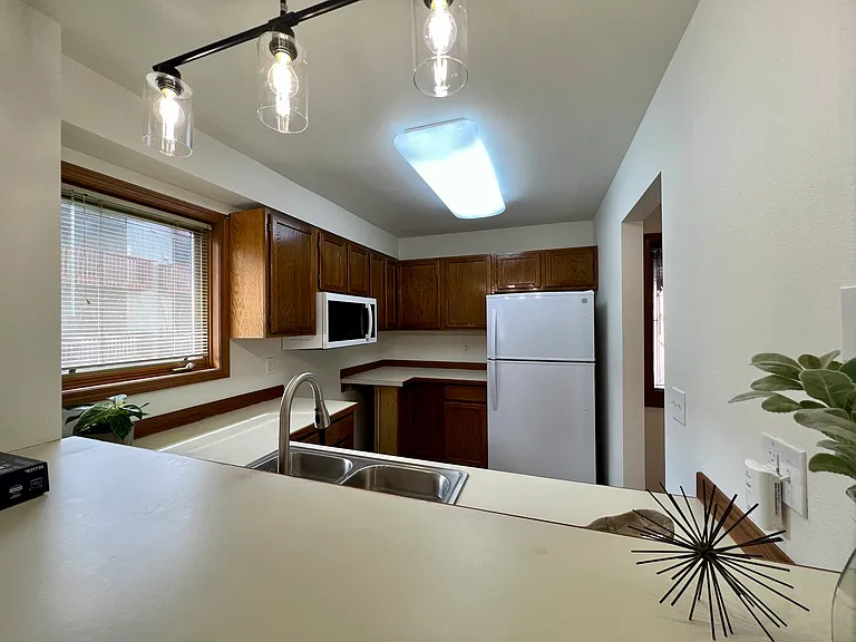 10212 Jamestown Dr #I — Photo 8