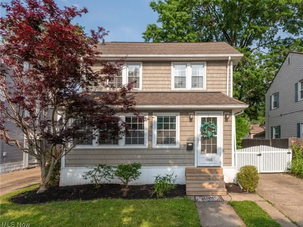 1652 Brown St, Akron, OH 44301