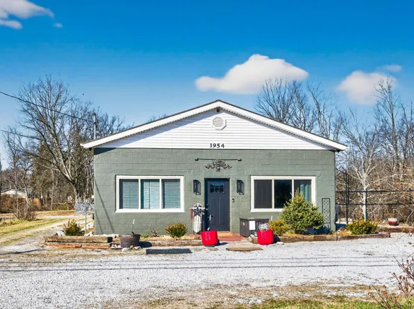 1954 Main St, Goshen, OH 45122