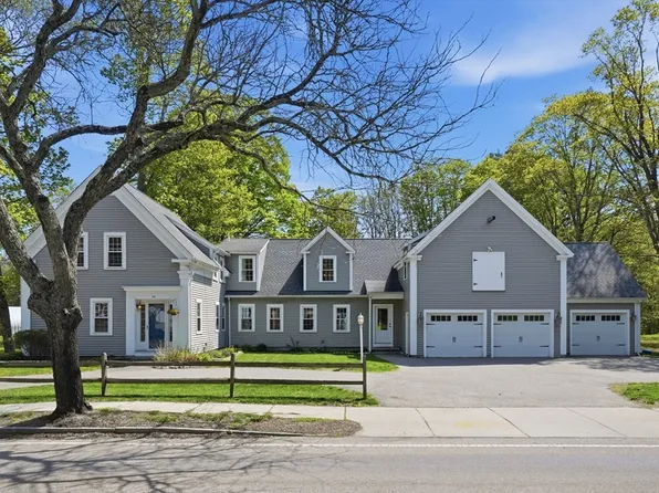 55 Concord St, Holliston, MA 01746