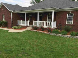 1035 Riverbrooke Dr, Coxs Creek, KY 40013