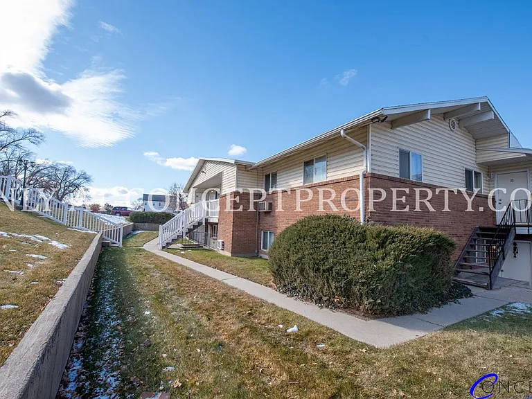 100 S Orchard Dr — Photo 79