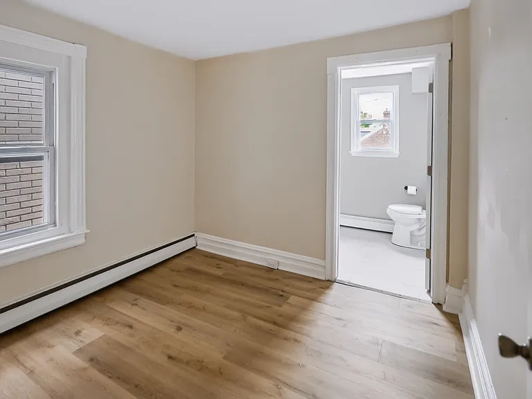 42 S Carlisle St #1 — Photo 5
