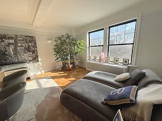 Rented by Rachel Realty