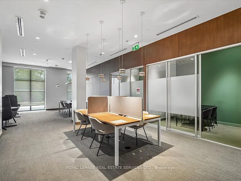 188 Fairview Mall Dr #707 — Photo 23