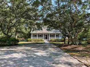 497 Beaumont Dr, Pawleys Island, SC 29585