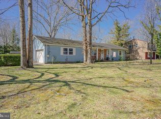 2432 S Brookfield St, Vineland, NJ 08361